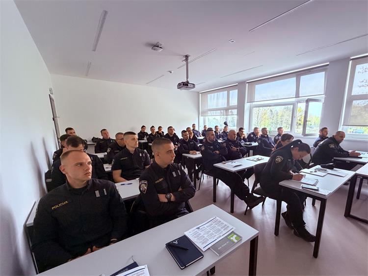 Slika /02_vijesti/2026/4%20-%20travanj/kontakt/1.jpg